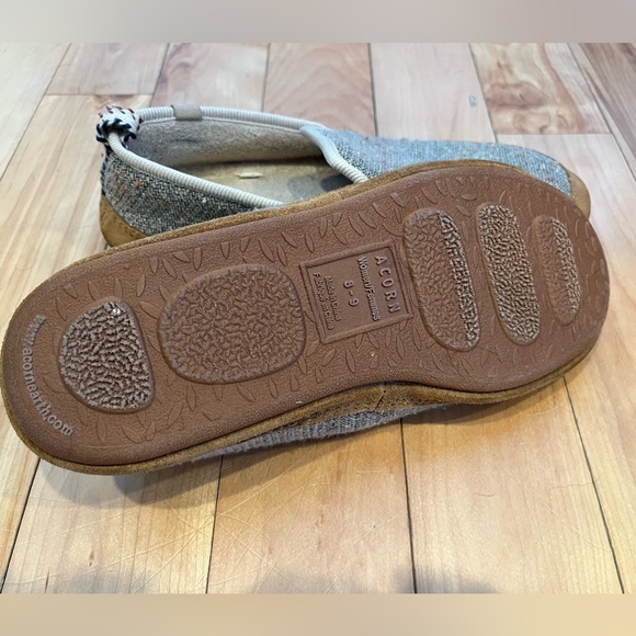 Acorn slippers - Picture 3 of 3